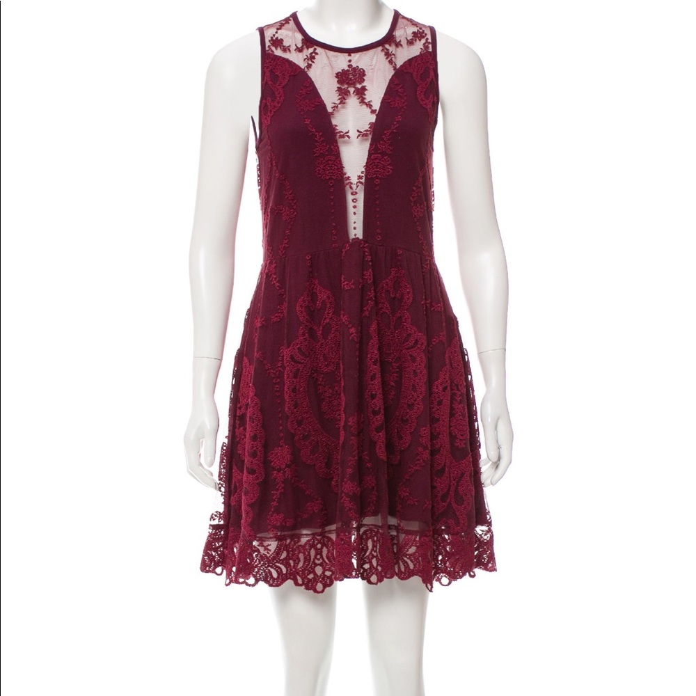 Very comfortable For Love & Lemons Dress size M